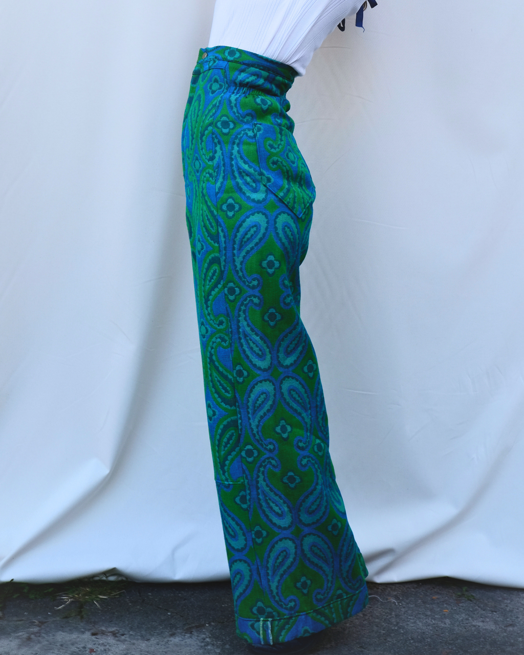 Giraffe Pants : Emerald Green Paisley