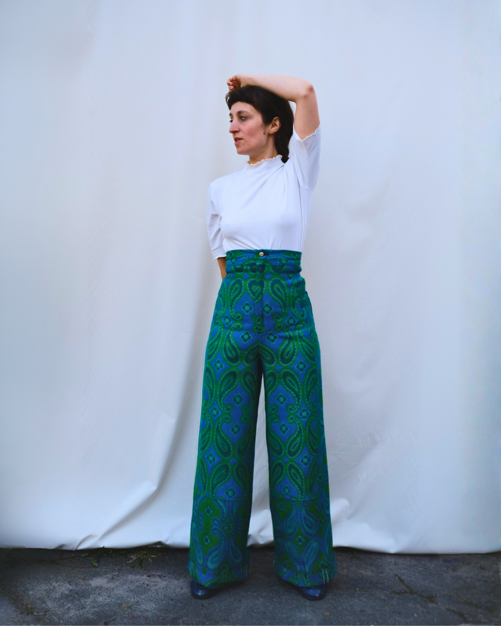Giraffe Pants : Emerald Green Paisley